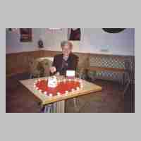 094-1041 Sabina Karsch, geb. Darge aus Schirrau feiert ihren 65. Geburtstag im Gasthof -Weisses Roessle- in Leinau. .jpg